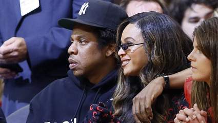 Beyonce & Jay-Z at Rockets-Warriors Game to Cheer on Houston