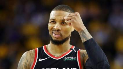 Blazers’ Damian Lillard Approves of Carmelo Anthony Signing