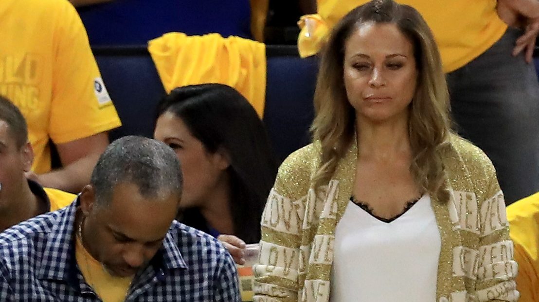NBA Playoffs: Curry parents to flip coin to figure out who to root for