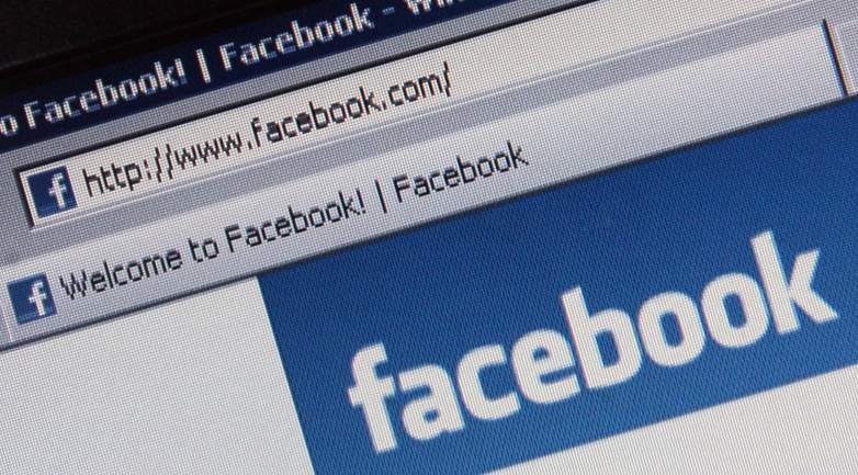 Chris Hughes: Facebook should be broken up