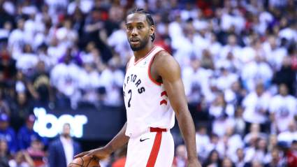Kawhi Leonard Free Agency: Bucks Fans Chant ‘L.A.’s Calling’ at Star