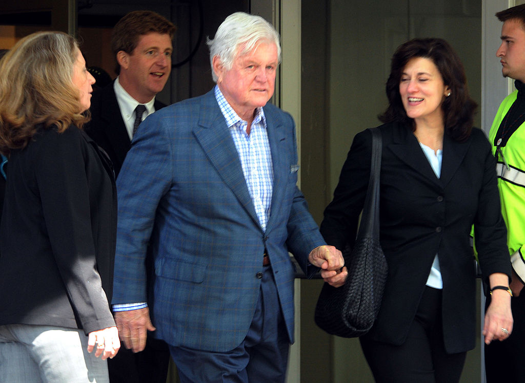 Vicki Kennedy, Ted Kennedy's Wife: 5 Fast Facts You Need to Know