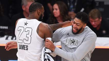 Anthony Davis Should ‘Really Want’ to Join Lakers Post-KD Injury, Says Analyst