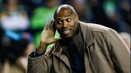Analyst Reveals Why Seahawks RB Shaun Alexander Wasn’t Totally Valued