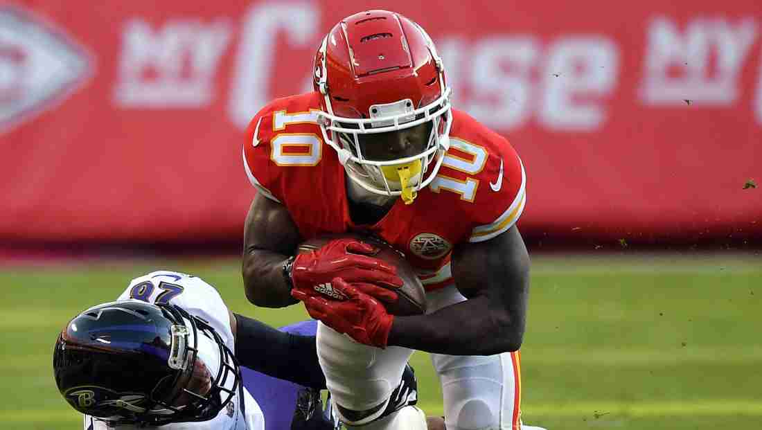 Tyreek Hill Injury: Fantasy Impact After Chiefs WR Ruled Out | Heavy.com