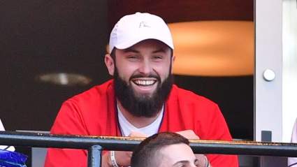 Browns QB Baker Mayfield Sends Message to Giants Superstar