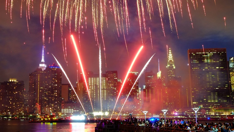 Where To Watch Fireworks NYC 2019: Best Places For Macy's 4th Of July