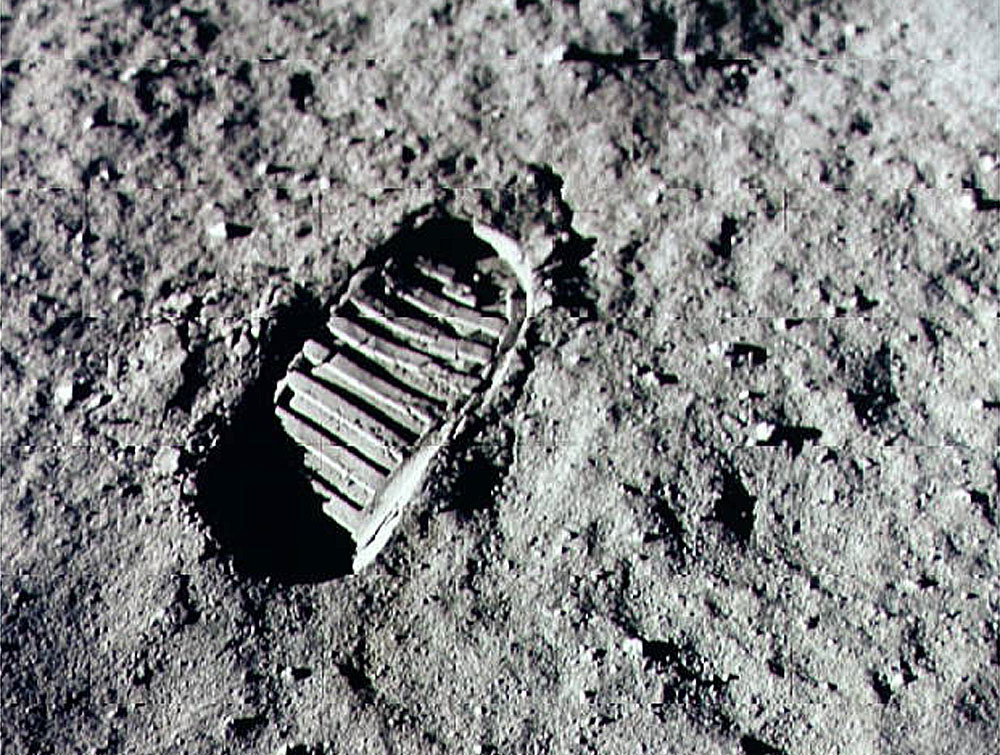 Moon Landing Hoax Conspiracy Theories Debunked Heavy
