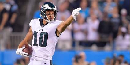 Raiders Sign Ex-Eagles Super Bowl Champion: ‘Roll the Dice’