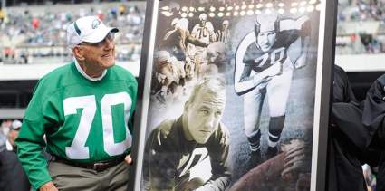 2 Eagles Greats Named NFL Hall of Fame Semifinalists