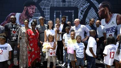 Lakers Fan Crashes Kawhi Leonard & Paul George Mural Reveal, Trolls Clippers