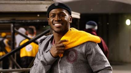 Antonio Brown Helmet Holdout: Update on Raiders Return [Report]