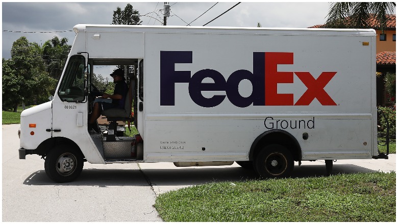 fedex delivery
