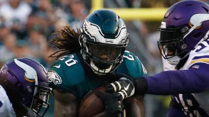 Eagles Intend to Resign Former Pro-Bowl Running Back: Report