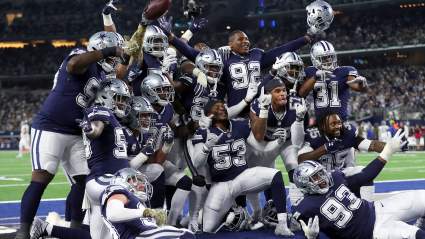 Cowboys’ Pro Bowl Defender Fractures Hand, Requires Surgery [WATCH]