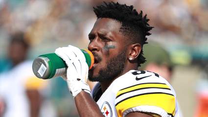 Raiders’ Antonio Brown Ends Retirement Talk Over Helmet