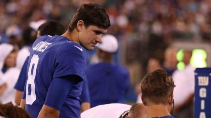 Eli Manning on Daniel Jones QB Competition: ‘He’s Got a Bright Future’