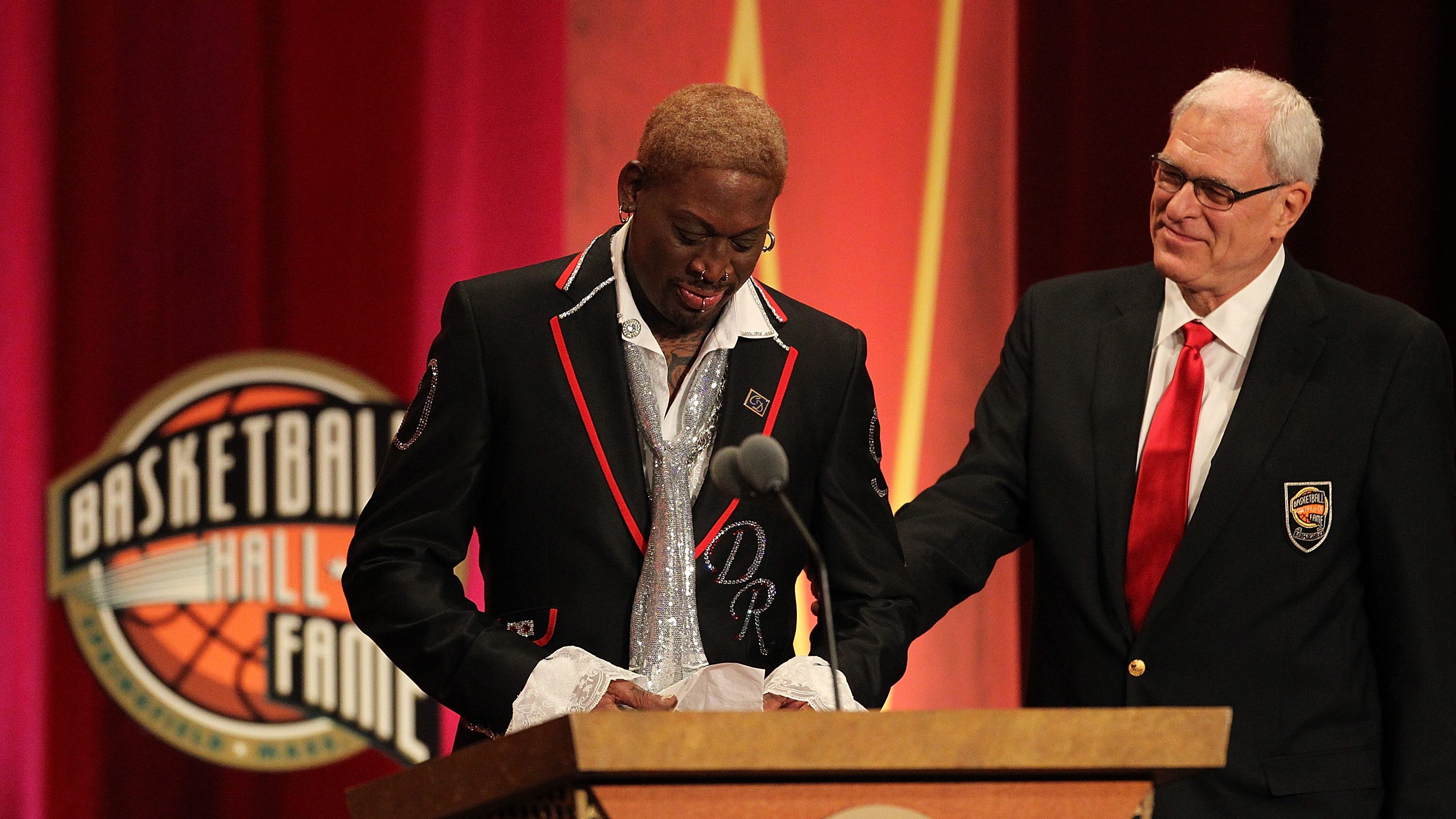 Dennis Rodman’s Bulls Teammate Reveals How Phil Jackson Controlled Him ...