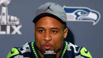 Ravens’ Earl Thomas Calls Out Significant Eagles Player