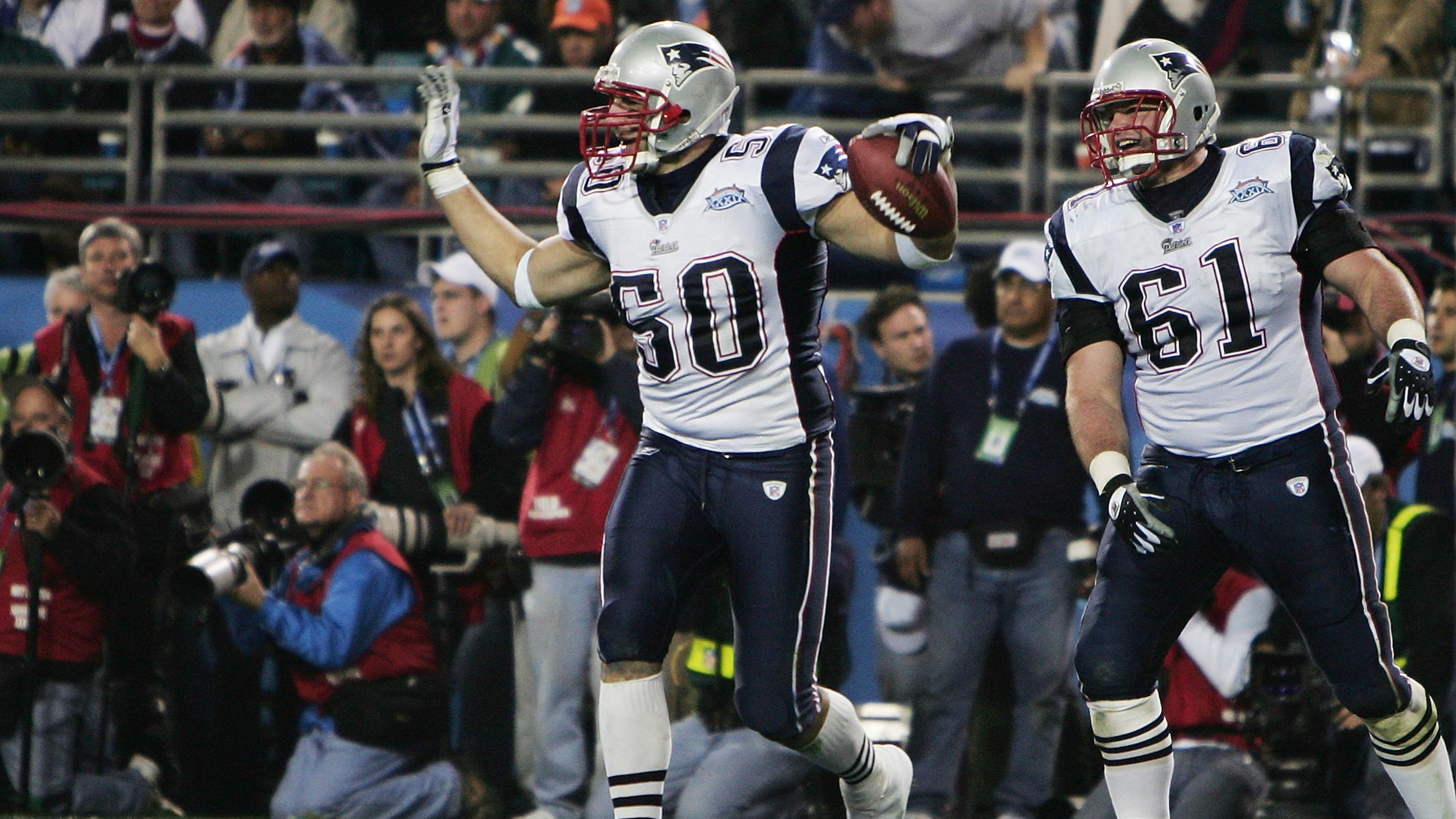 Ex-Patriot Mike Vrabel says his three Super Bowl rings were stolen - The  Boston Globe