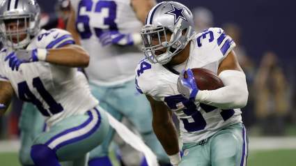Colts Sign Former Cowboys RB Who Replaced Ezekiel Elliott
