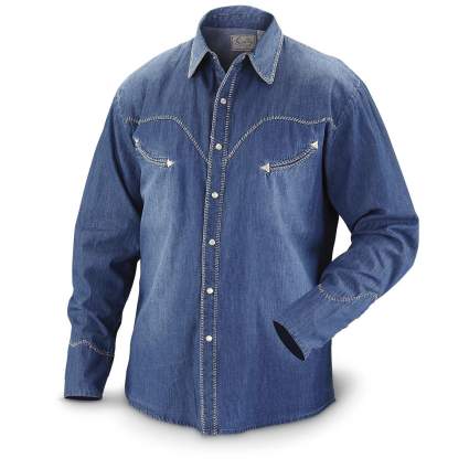 13 Best Denim Shirts for Men: Your Buying Guide (2023)