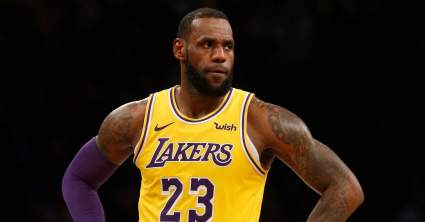 LeBron James & Jared Dudley Held Out of Lakers Practice As Precautionary Measure