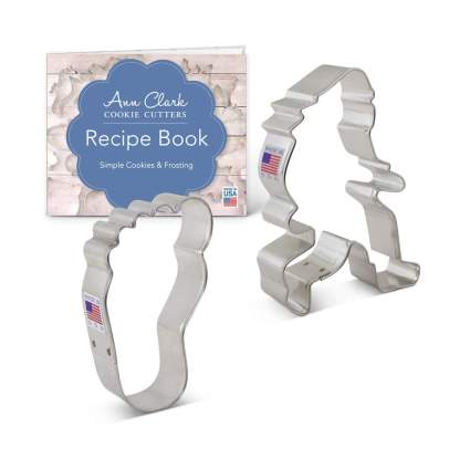 Ann Clark Sasquatch Cookie Cutter Set with Recipe Booklet