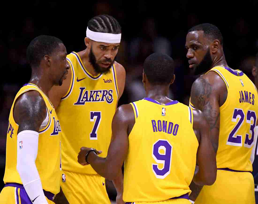 Lakers Geniuses? LeBron James, Rajon Rondo Receive High Praise