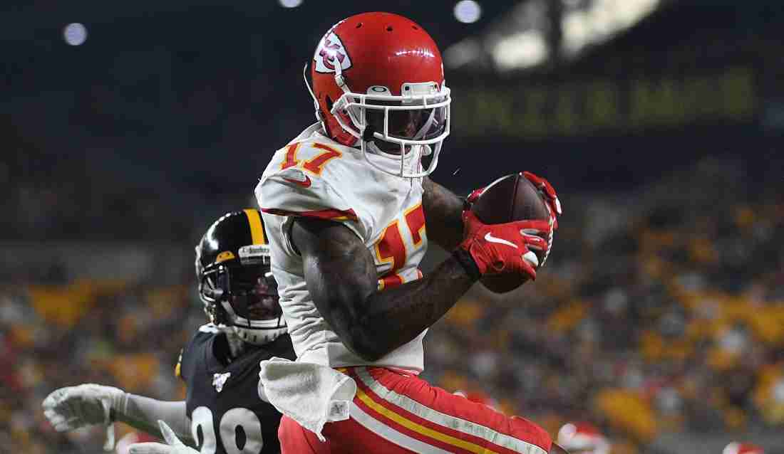 Chiefs' Hardman Catches First Career Touchdown [WATCH]