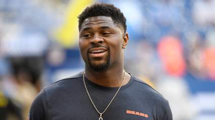 Bears’ Khalil Mack Plays Santa, Pays Off Hundreds of Holiday Accounts