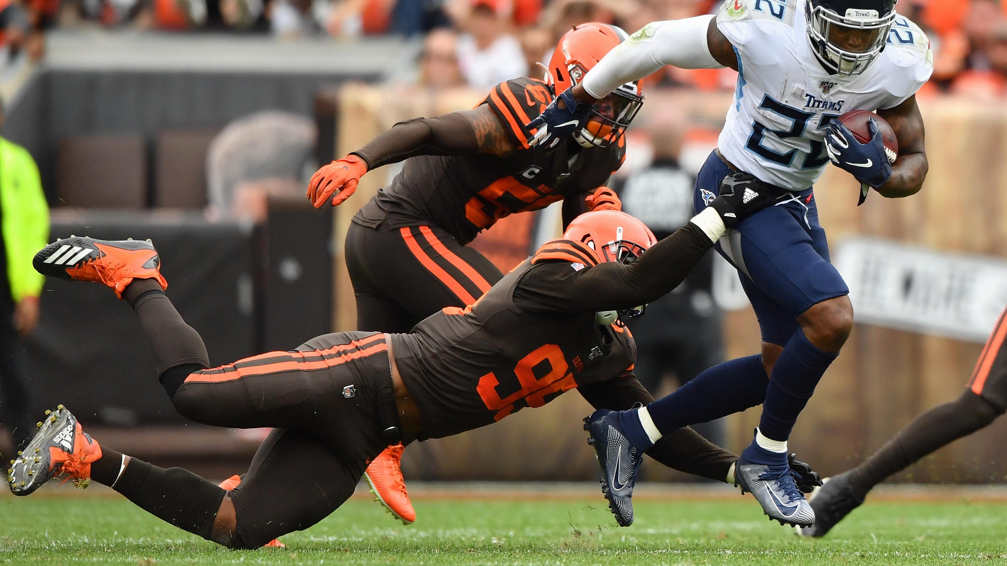 Chiefs vs Browns: Myles Garrett's battle with untested Lucas Niang key in  playoff rematch