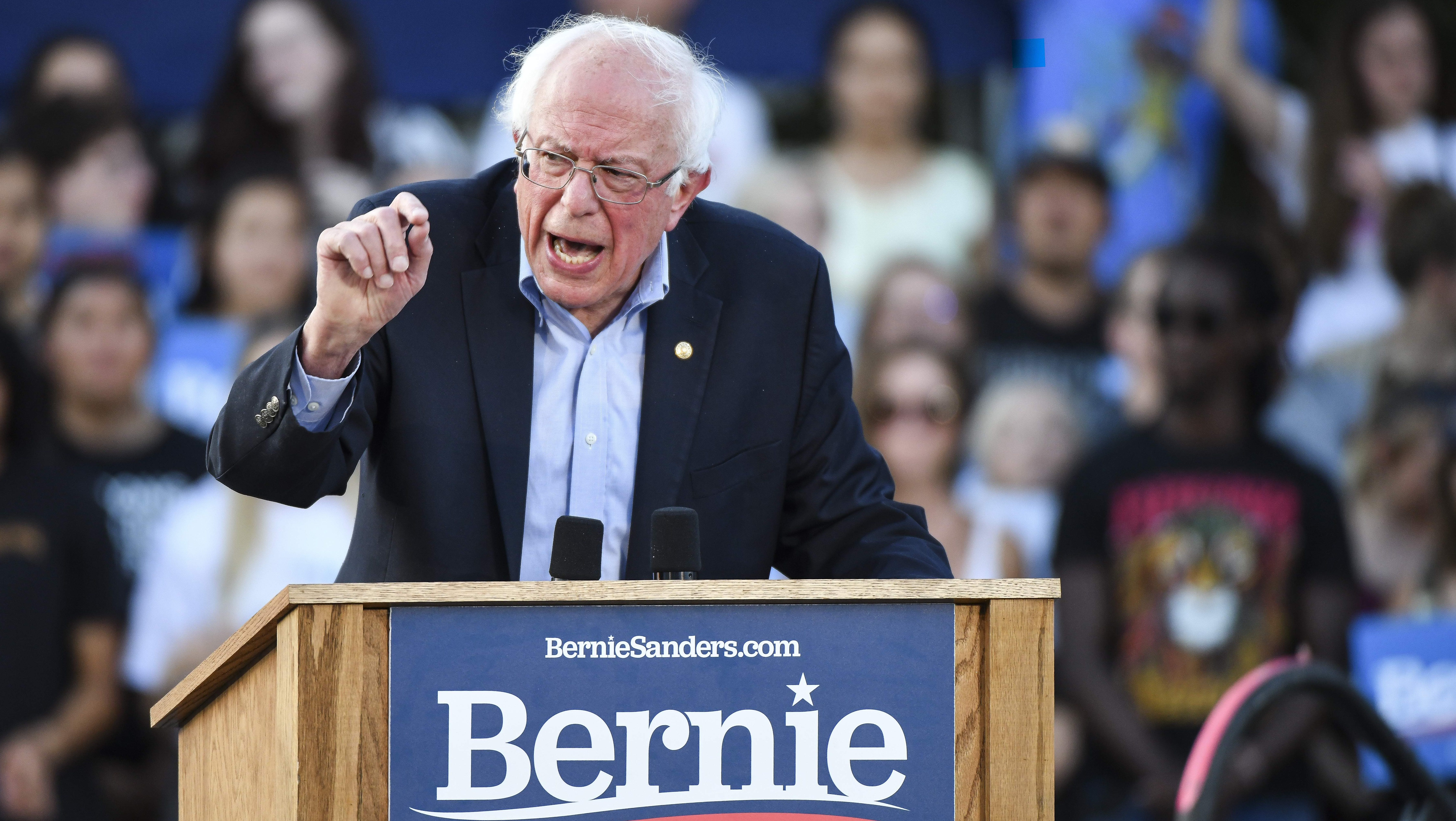 WATCH: Bernie Sanders’ Speech After Iowa | Heavy.com