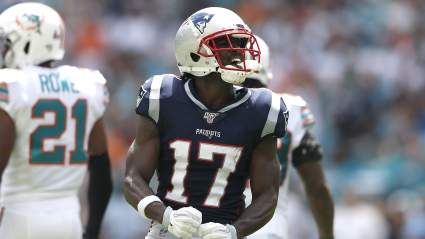 Eagles Legend Offers Opinion on Philly Signing Antonio Brown