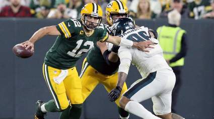 NFL Makes Surprise Ruling on Derek Barnett’s Hit on Jamaal Williams