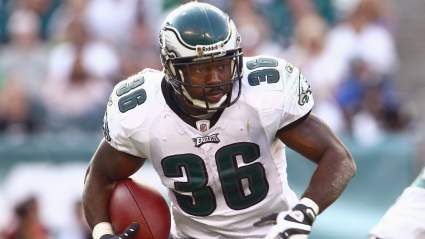 Eagles Great Lobbying Hard for Assistant Coaching Job