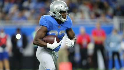 Kerryon Johnson Treats Alabama Kids to Lions Game