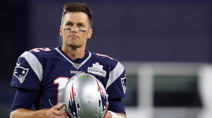 Tom Brady Shows Signs of Nagging Injury in Practice [WATCH]