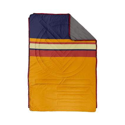 VOITED Fleece Outdoor Pillow Blanket
