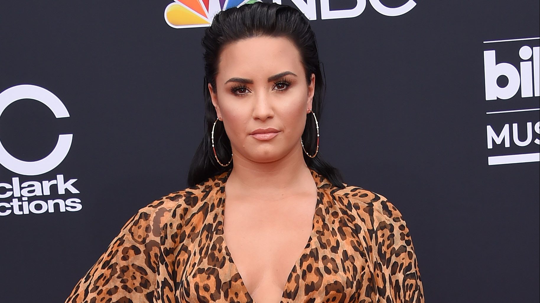 Was Demi Lovatos Snapchat Hacked? Her Nude Photos Were 