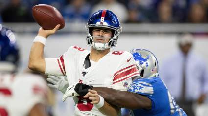Lions’ Devon Kennard Scores Touchdown Against Giants [WATCH]