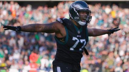 Jerry Jones Makes Questionable Statement on New Cowboys DE Michael Bennett