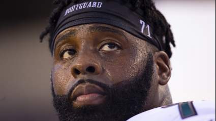 Eagles’ Jason Peters Demands Pay Raise to Switch Positions: Report