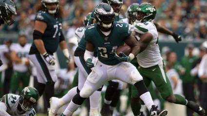 Jordan Howard Fantasy: Should You Start or Sit Eagles RB Week 9?