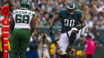 Eagles Tackle Calls Defensive Line ‘Best That’s Out There’