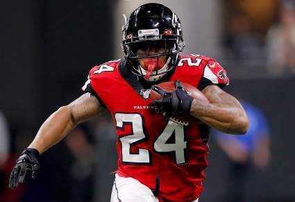 NFL Rumors: Are Eagles Targeting Former Pro-Bowl RB?