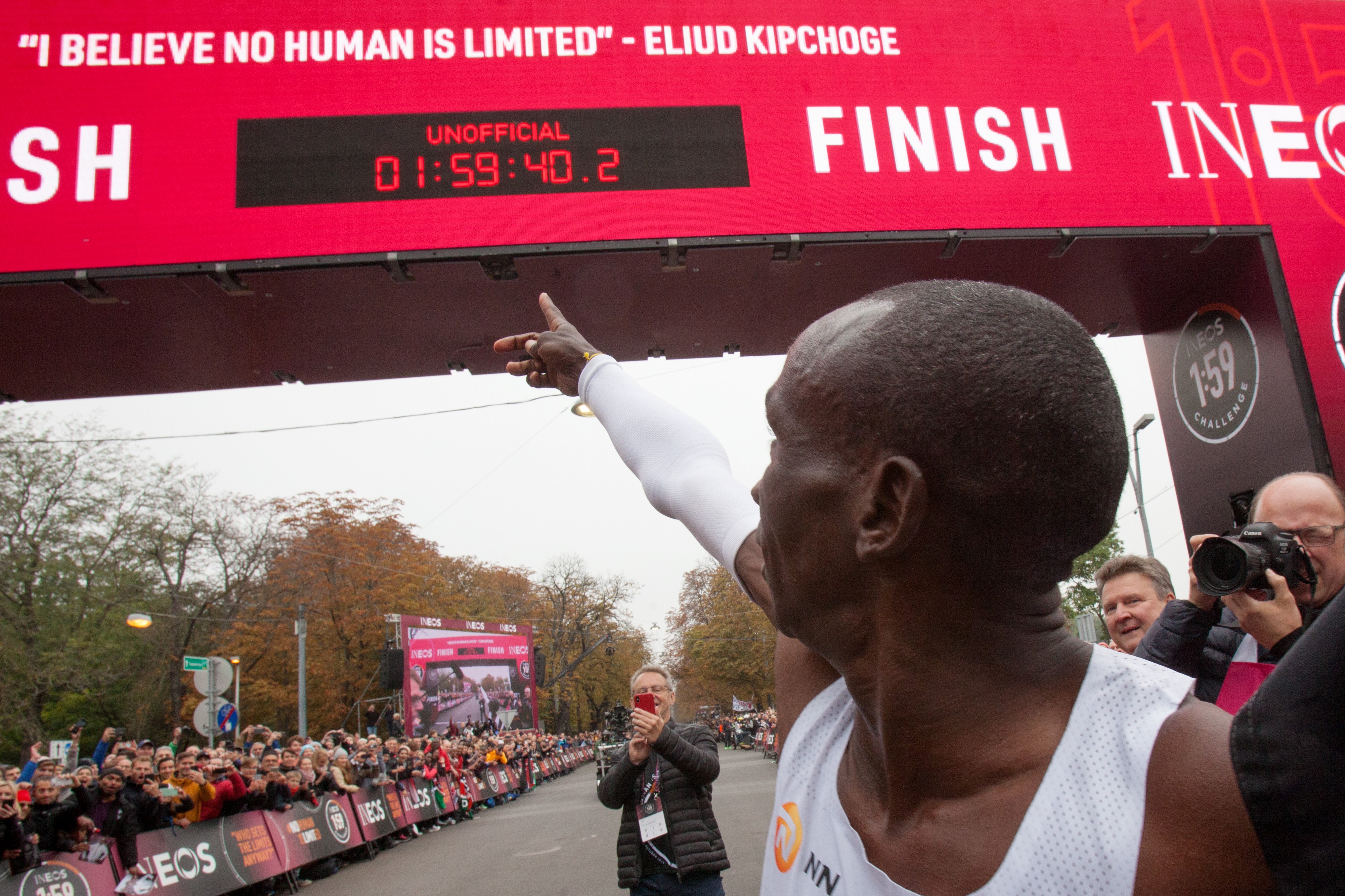 Eliud Kipchoge S Shoes Nike S Quest For Marathon Record Heavy Com