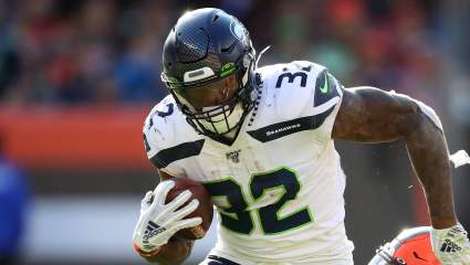 Seahawks’ Chris Carson Trucks Earl Thomas in Seattle Return [WATCH]