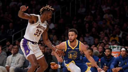 Lakers Survive Scare Against Warriors as Dwight Howard Shines