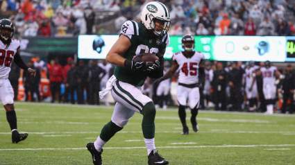 Patriots Sign Former Giants, Jets Tight End & Release Kicker